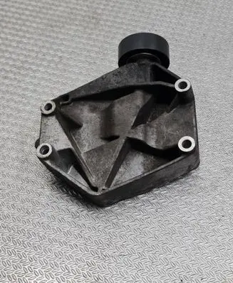 Saab 9-3 Ver2 A/C compressor mount bracket 55187675 B813