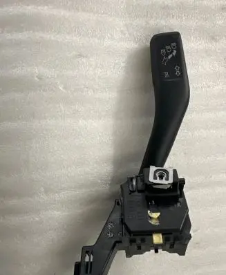 Volkswagen Tiguan Indicator stalk 1K0953513E 01103510 10351000665454