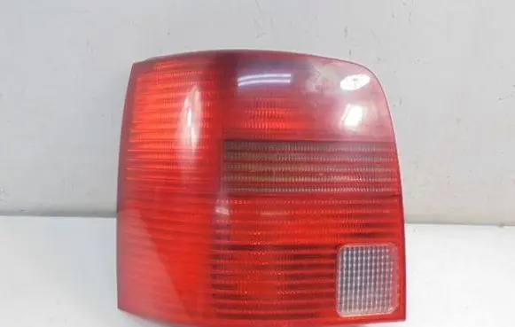 Volkswagen PASSAT B5 Rear/tail lights 3B9945111F