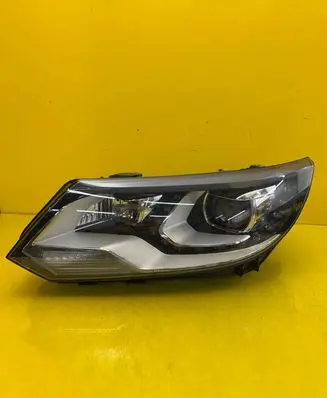 Volkswagen Tiguan Headlight/headlamp 5N1941751