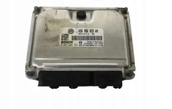 Volkswagen Golf V Engine control unit/module 036906032AM