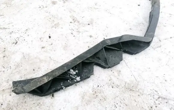 Skoda Octavia Mk2 (1Z) Front bumper mounting bracket 1Z0807184B