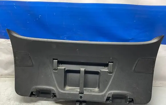 Trunk/boot lower side trim panel
