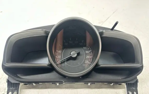 Speedometer (instrument cluster)