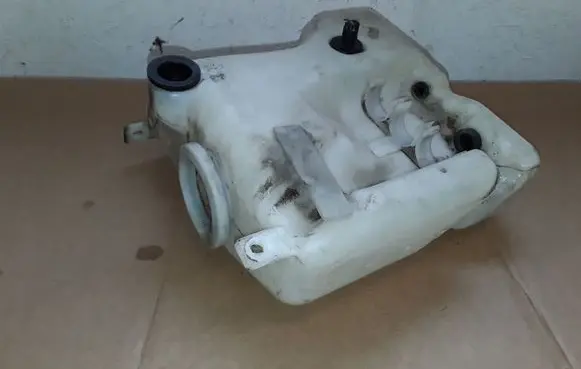 Mercedes-Benz C W203 Windshield washer fluid reservoir/tank 2038600260