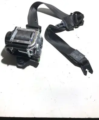 Volvo S60 Front seatbelt 39818841 21052013 624084900
