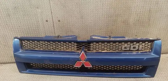 Mitsubishi Pajero Pinin Front grill 