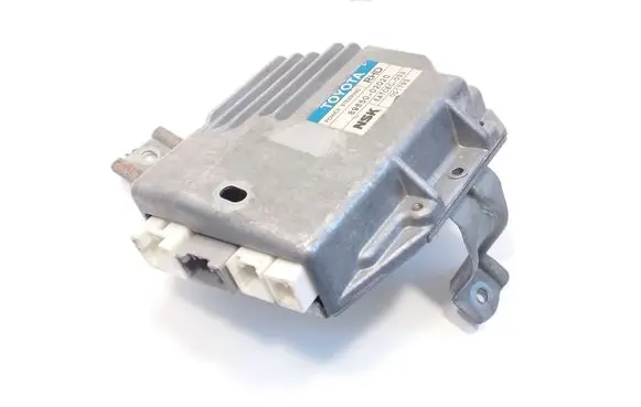 Toyota Corolla E120 E130 Power steering control unit/module 8965002020 EATCEC033