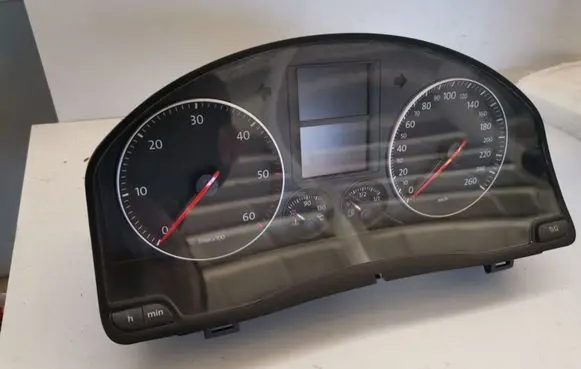 Volkswagen Golf Plus Speedometer (instrument cluster) 1K0920853B