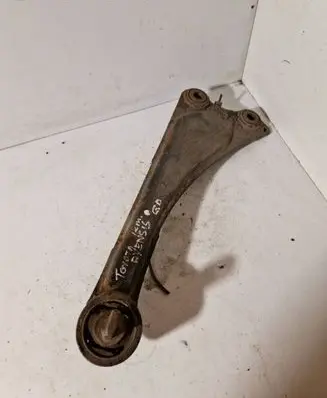 Toyota Avensis T270 Rear control arm