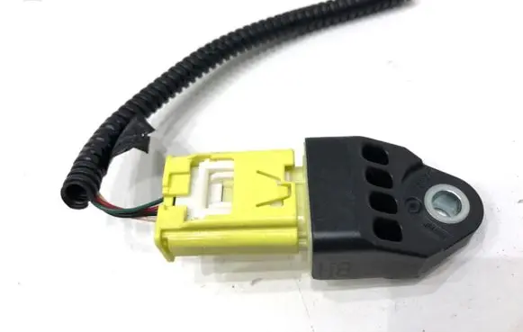 Toyota Auris E180 Airbag deployment crash/impact sensor 8983102140