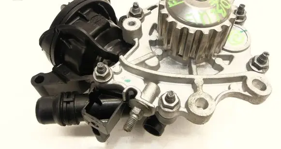 Ford Focus Water pump 9836834880