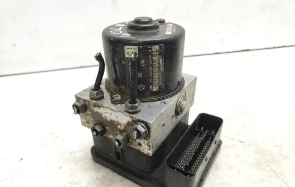 Volkswagen Golf V ABS Pump 1K0907379AC 10096003593 1K0614517AE