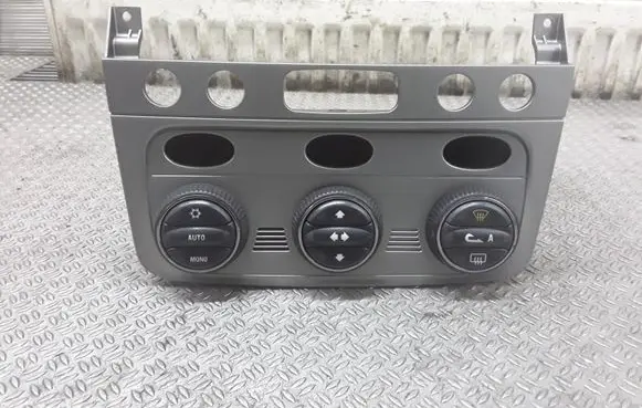Alfa Romeo 147 Climate control unit
