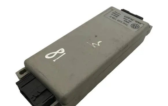 Volkswagen Multivan T5 Other control units/modules 7H0035729F 13722 06W04
