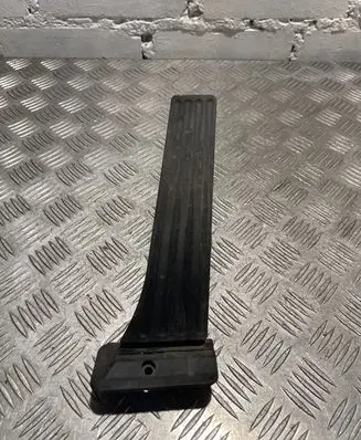 BMW 5 F10 F11 Accelerator throttle pedal 6852644