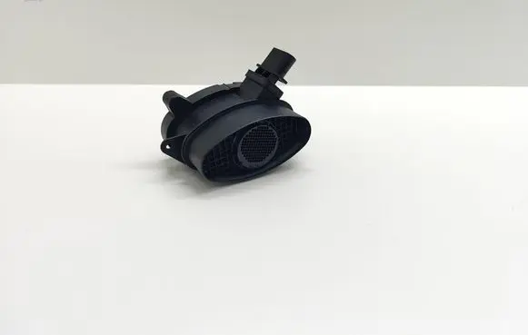 BMW 5 E60 E61 Mass air flow meter 7788744 77887440 13627788744