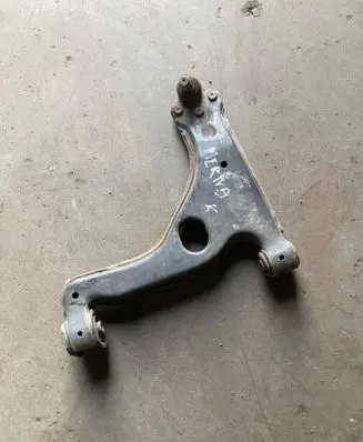 Opel Meriva B Front lower control arm/wishbone 