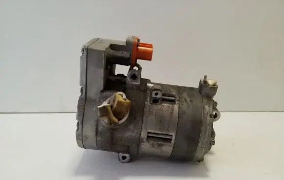 Volkswagen e-Golf Air conditioning (A/C) compressor (pump) 5QE820803A VPEV9H19D629AE