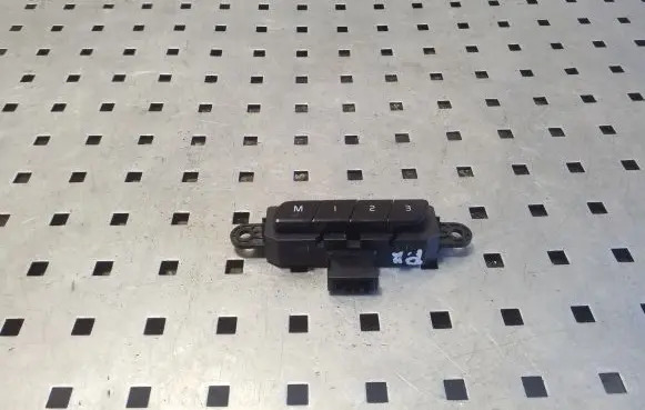 Volvo XC90 Seat memory switch 31376462