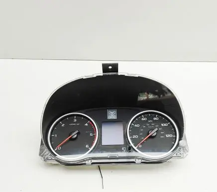 Mitsubishi L200 Speedometer (instrument cluster) 8100B997