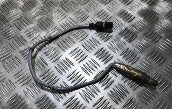 BMW 5 E60 E61 Lambda probe sensor 0258005320 38516c0