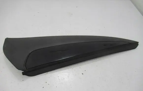 Citroen C4 II Picasso (B) pillar trim (bottom)