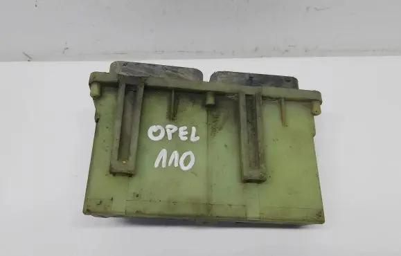 Opel Astra G Coolant fan relay 09131732
