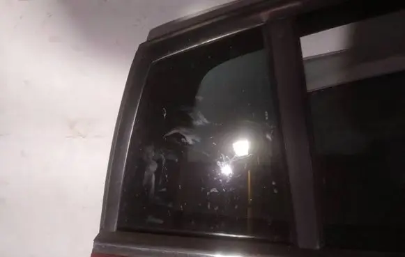 Fiat Bravo Rear vent window glass 