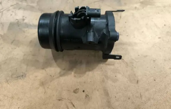 BMW X5 F15 Mass air flow meter 8519492 11884414 G070000