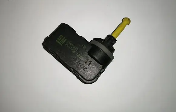 Opel Combo C Headlight level adjustment motor 24405672