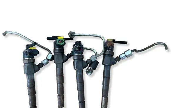 Opel Zafira C Fuel injectors set 0445110423