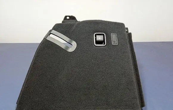BMW X3 E83 Tailgate/boot cover trim set 7452458
