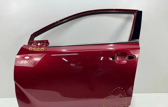Toyota C-HR I Front door 67002F4010