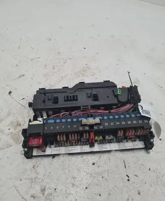 BMW 3 E46 SAM control unit 8364542