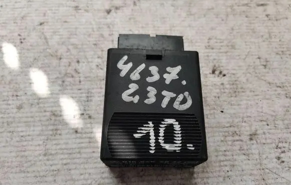 Mercedes-Benz Vito Viano W639 Light module LCM 0165452632 05014110