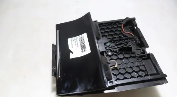 Skoda Superb B8 (3V) Glove box