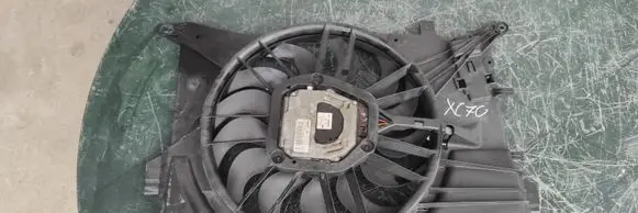 Volvo XC70 Radiator cooling fan shroud 3135103922 3137229010