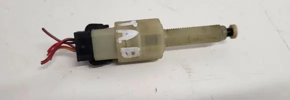 Volkswagen PASSAT B5 Brake pedal sensor switch 4L0945599 4A0971943