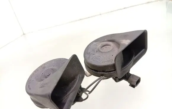 Ford Mondeo MK IV Horn signal 6M2T13A803AD
