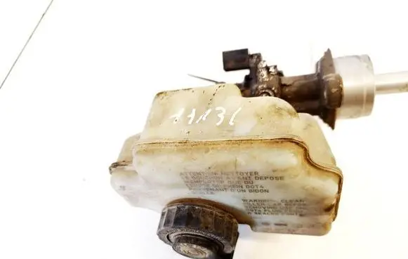 Volkswagen Golf V Brake fluid reservoir 1K1611301C