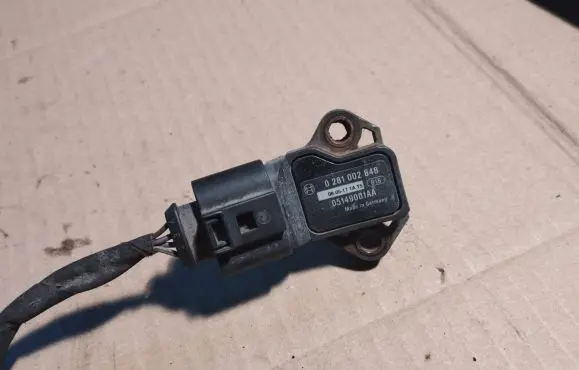 Dodge Journey Air pressure sensor 05149001AA