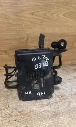 Volvo S80 ABS Pump 30681619