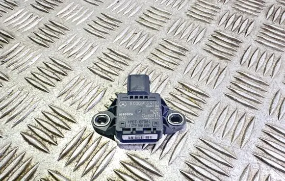 Mercedes-Benz E W212 Sensor A0009059101 0265005876