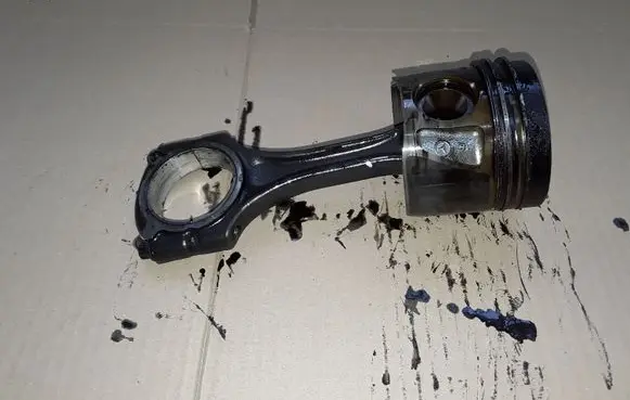 Mercedes-Benz A W169 Piston with connecting rod 8340A 0132