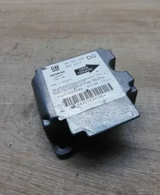 Opel Zafira A Airbag control unit/module 90582536 5wk4190