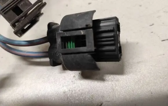Citroen C5 Cooling fan wiring 9640332180