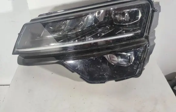 Skoda Karoq Headlight/headlamp 57B941015F 0020517509 20PL8935