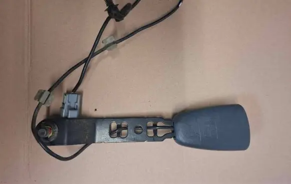 Volvo S80 Front seatbelt buckle 9191817