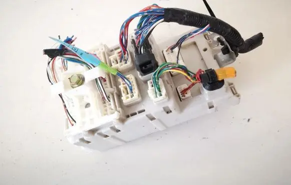 Toyota RAV 4 (XA20) Fuse box set 8273342080 82733-42080